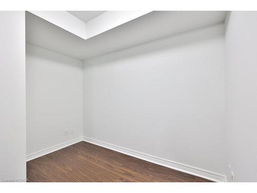 708-30 Grand Trunk Crescent, Toronto, ON - Indoor Photo Showing Other Room