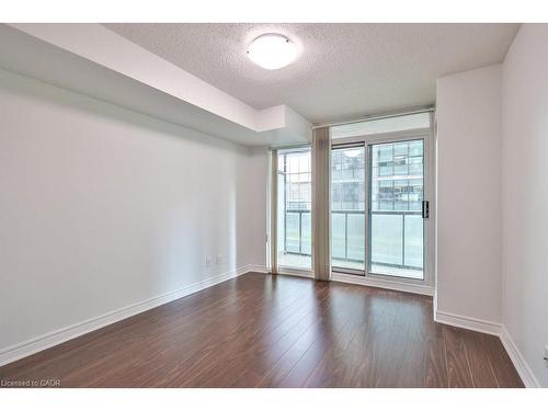 708-30 Grand Trunk Crescent, Toronto, ON - Indoor Photo Showing Other Room
