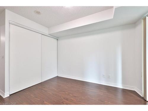 708-30 Grand Trunk Crescent, Toronto, ON - Indoor Photo Showing Other Room