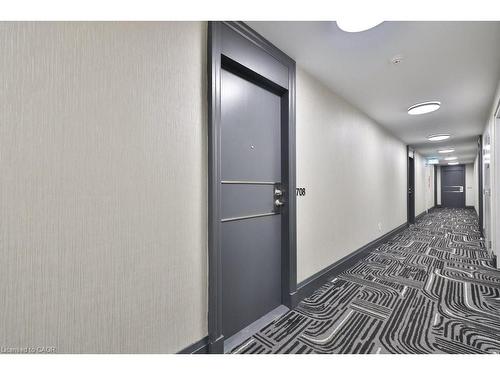 708-30 Grand Trunk Crescent, Toronto, ON - Indoor