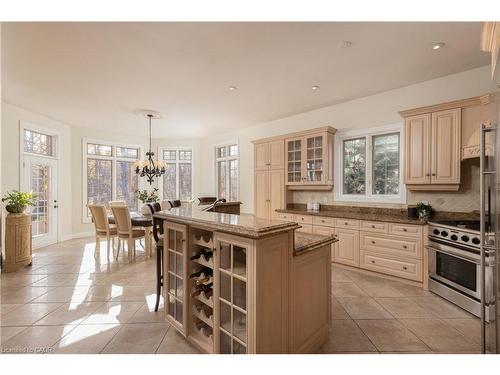 1285 Beaufort Drive, Burlington, ON - Indoor