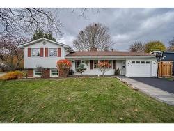 15 Harvest Lane  Brantford, ON N3R 5R3