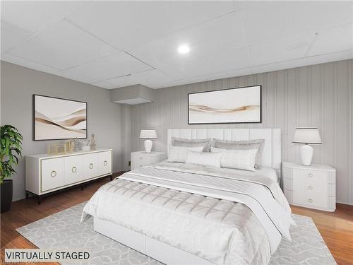 753 Burgess Avenue, Hamilton, ON - Indoor Photo Showing Bedroom