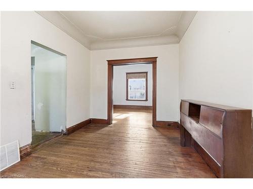 59 Francis Street, Hamilton, ON - Indoor Photo Showing Other Room