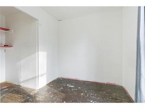 59 Francis Street, Hamilton, ON - Indoor Photo Showing Other Room