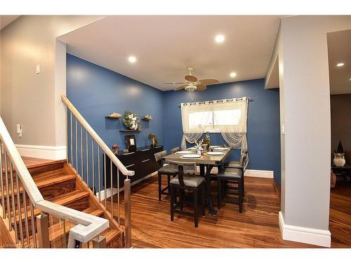 2346 Cavendish Drive, Burlington, ON - Indoor Photo Showing Dining Room