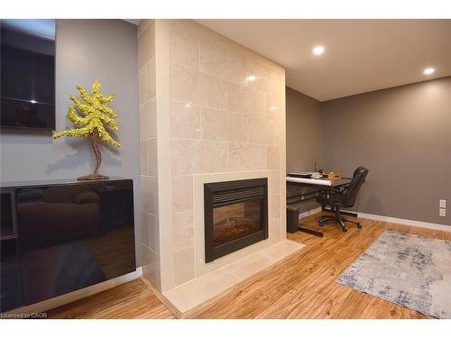 2346 Cavendish Drive, Burlington, ON - Indoor With Fireplace