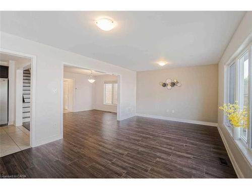 475 Zuest Crescent, Milton, ON - Indoor Photo Showing Other Room