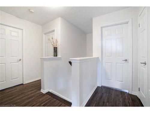 475 Zuest Crescent, Milton, ON - Indoor Photo Showing Other Room