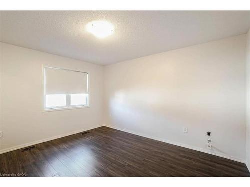 475 Zuest Crescent, Milton, ON - Indoor Photo Showing Other Room