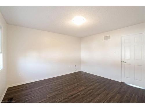475 Zuest Crescent, Milton, ON - Indoor Photo Showing Other Room