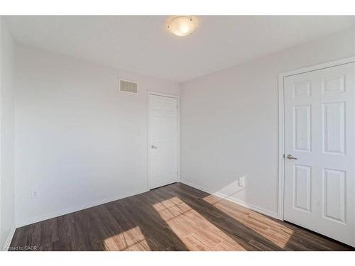475 Zuest Crescent, Milton, ON - Indoor Photo Showing Other Room