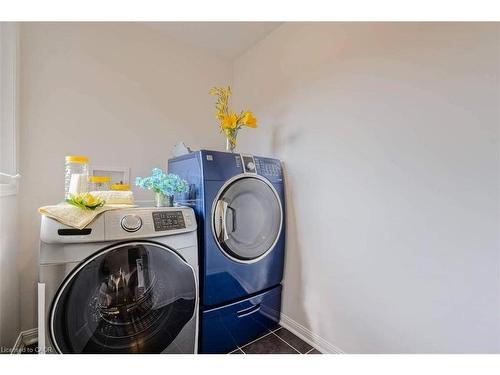 475 Zuest Crescent, Milton, ON - Indoor Photo Showing Laundry Room