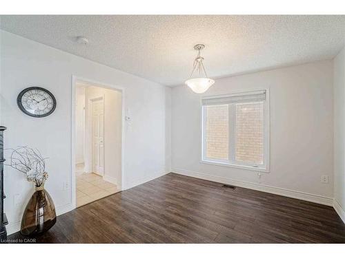 475 Zuest Crescent, Milton, ON - Indoor Photo Showing Other Room
