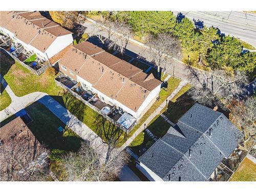 4-2220 Upper Middle Road, Burlington, ON - Outdoor