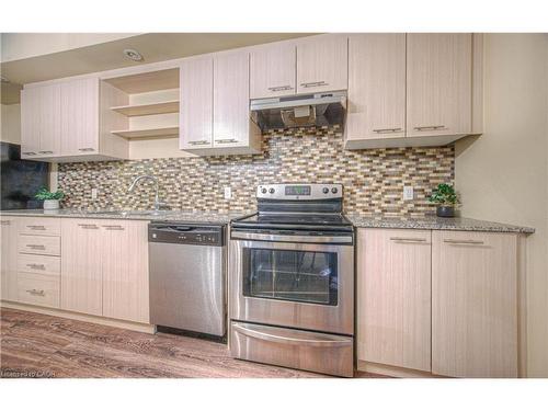 302-8 Hickory Street W, Waterloo, ON - Indoor Photo Showing Kitchen With Stainless Steel Kitchen With Upgraded Kitchen