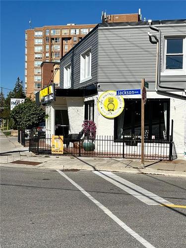 1472 King Street E, Kitchener, ON 