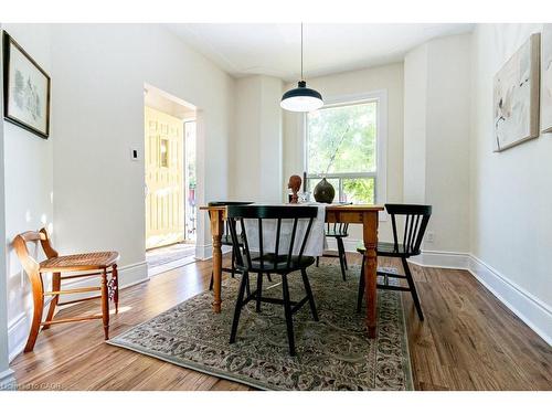 49 Madison Avenue, Hamilton, ON - Indoor Photo Showing Dining Room