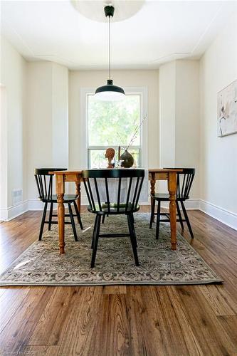 49 Madison Avenue, Hamilton, ON - Indoor Photo Showing Dining Room