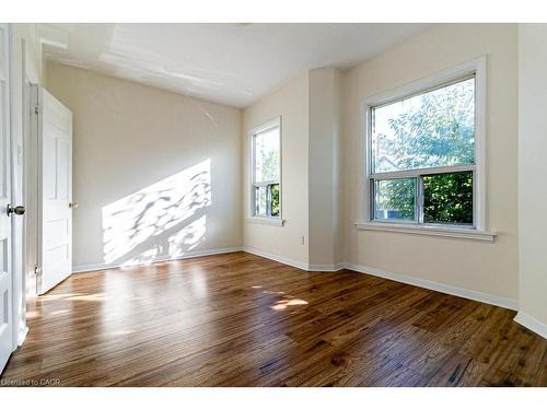 49 Madison Avenue, Hamilton, ON - Indoor