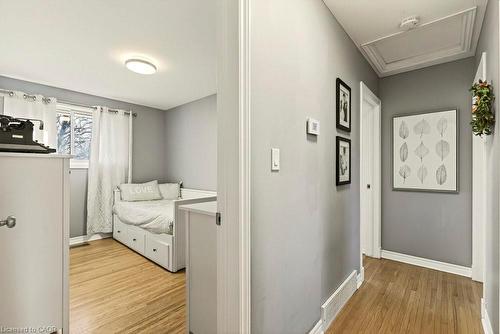 7 Prince Charles Drive, St. Catharines, ON - Indoor