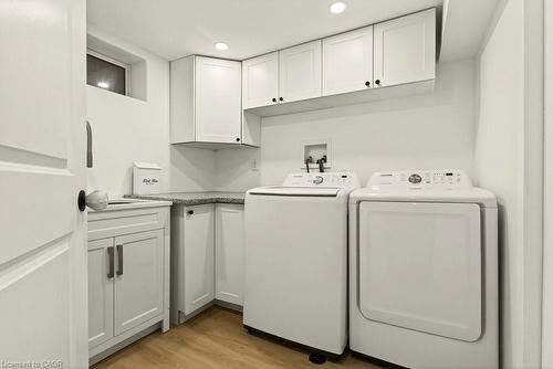 7 Prince Charles Drive, St. Catharines, ON - Indoor Photo Showing Laundry Room