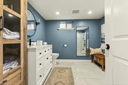 7 Prince Charles Drive, St. Catharines, ON - Indoor