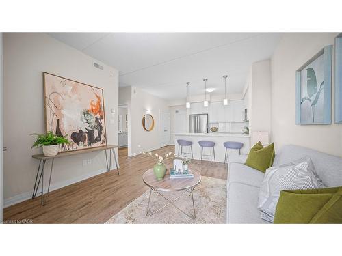 304-610 Farmstead Drive, Milton, ON - Indoor