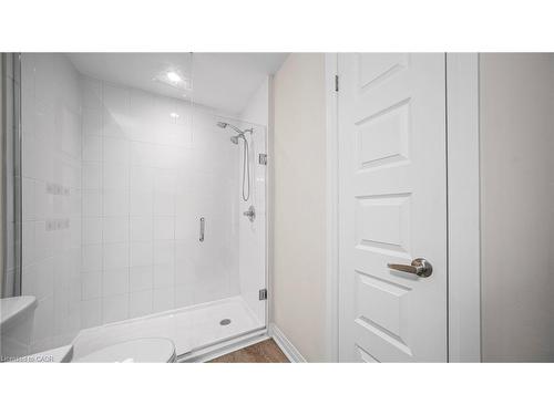 304-610 Farmstead Drive, Milton, ON - Indoor Photo Showing Bathroom