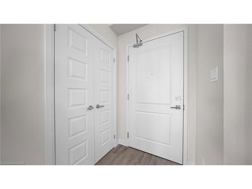 304-610 Farmstead Drive, Milton, ON - Indoor Photo Showing Other Room