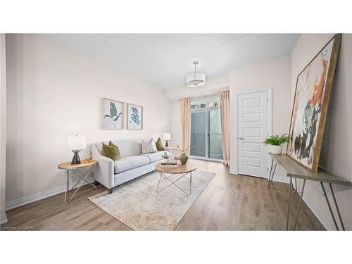 304-610 Farmstead Drive, Milton, ON - Indoor Photo Showing Living Room