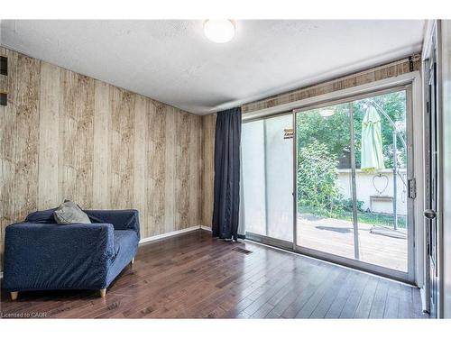 52 Connaught Avenue N, Hamilton, ON - Indoor