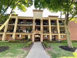 108-1212 Fennell Avenue E Hamilton, ON L8T 1T2