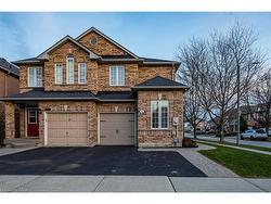 1866 Creek Way  Burlington, ON L7L 6P9