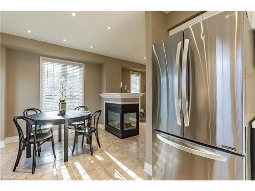 1866 Creek Way, Burlington, ON - Indoor Photo Showing Dining Room