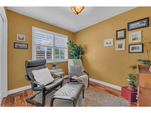 35 Highland Boulevard, Caledonia, ON - Indoor Photo Showing Other Room