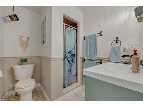 35 Highland Boulevard, Caledonia, ON - Indoor Photo Showing Bathroom