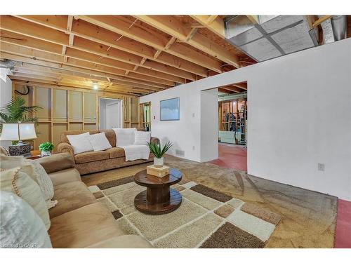 35 Highland Boulevard, Caledonia, ON - Indoor Photo Showing Basement