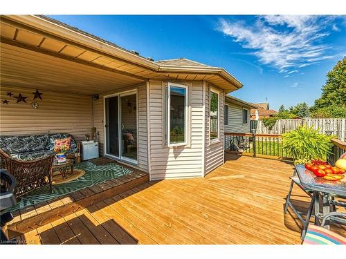 35 Highland Boulevard, Caledonia, ON - Outdoor With Deck Patio Veranda With Exterior