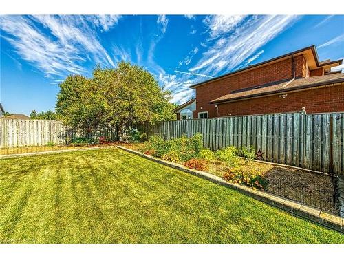 35 Highland Boulevard, Caledonia, ON - Outdoor