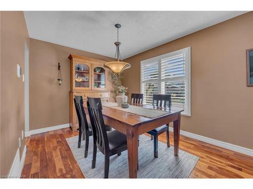 35 Highland Boulevard, Caledonia, ON - Indoor Photo Showing Dining Room