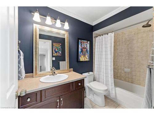 198 Springvalley Crescent, Hamilton, ON - Indoor Photo Showing Bathroom