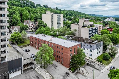 404-118 St. Joseph'S Drive, Hamilton, ON - Outdoor