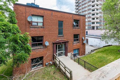 404-118 St. Joseph'S Drive, Hamilton, ON - Outdoor