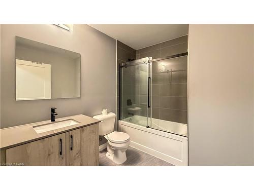 605-108 Garment Street, Kitchener, ON - Indoor Photo Showing Bathroom