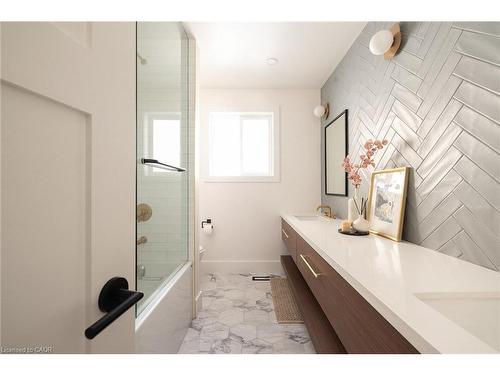 3495 Riverspray Crescent, Mississauga, ON - Indoor