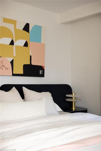 3495 Riverspray Crescent, Mississauga, ON - Indoor Photo Showing Bedroom