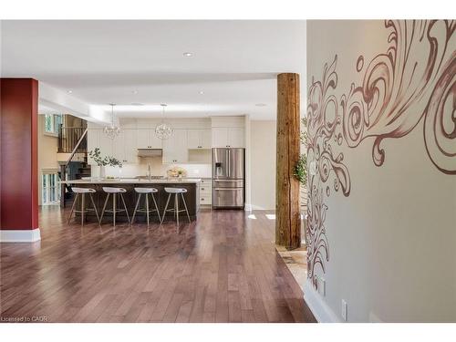 2448 Bridge Road, Oakville, ON - Indoor