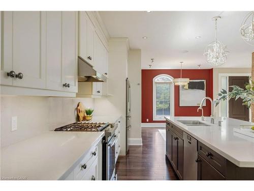 2448 Bridge Road, Oakville, ON - Indoor Photo Showing Kitchen With Double Sink With Upgraded Kitchen