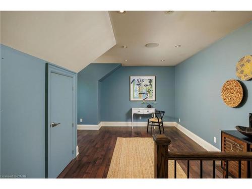 2448 Bridge Road, Oakville, ON - Indoor Photo Showing Other Room